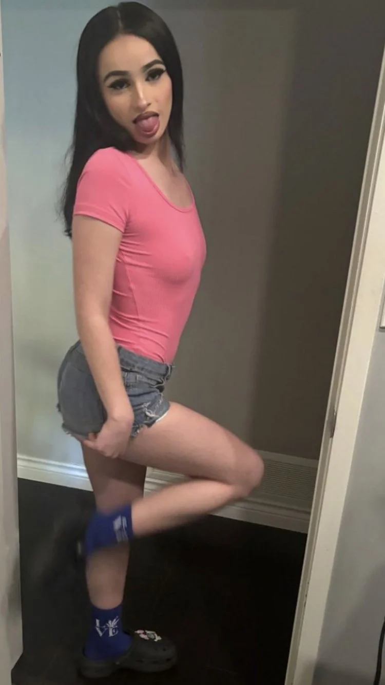 Jada needs dick😍 respost!! image 2