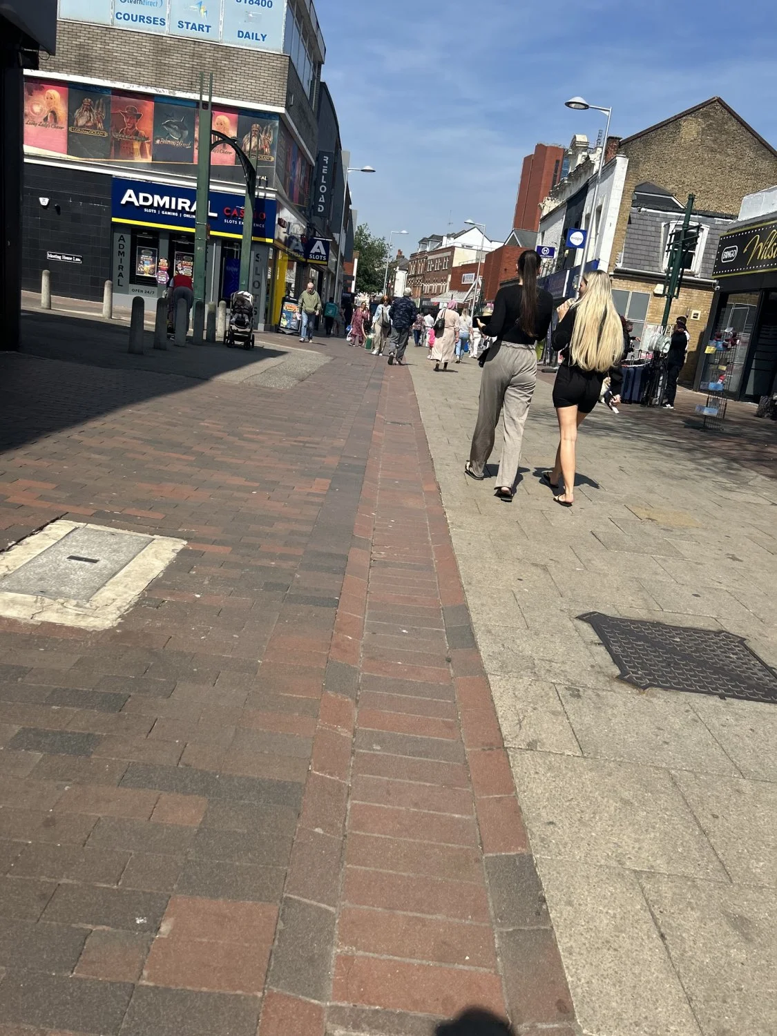 Ai - 18 teens creepshot in Chatham main image