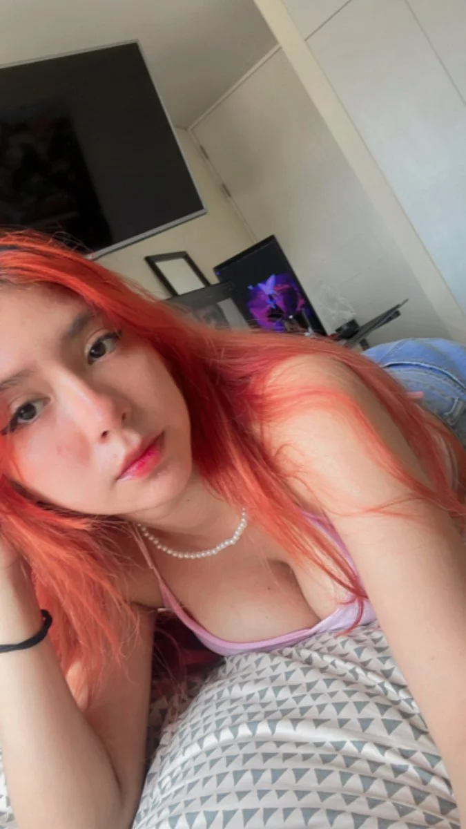 VickJoy tetona teen image 11