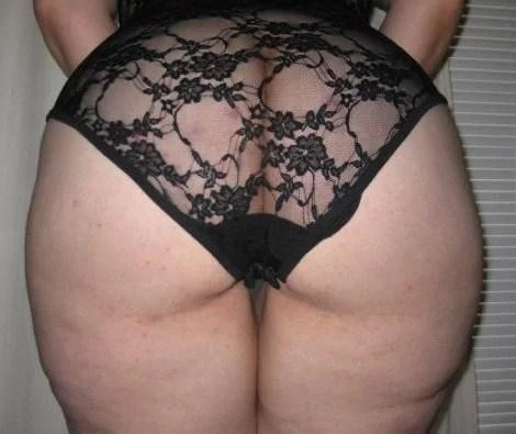 MissAngela1977 from Reddit part two image 2