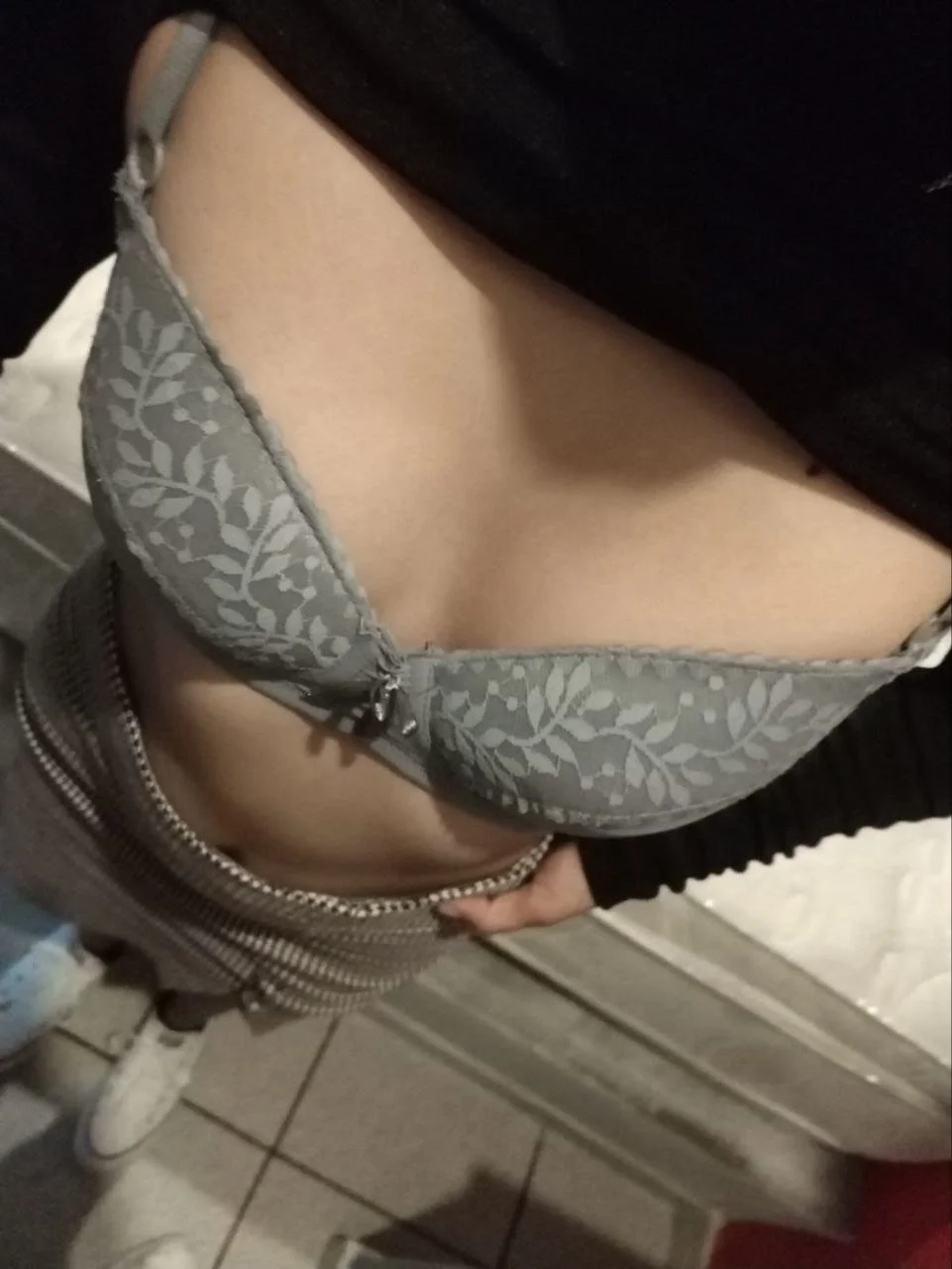 Universitaria 😋 enseñando sus ricas tetas 🥵 y todo su cuerpo 👅 image 8