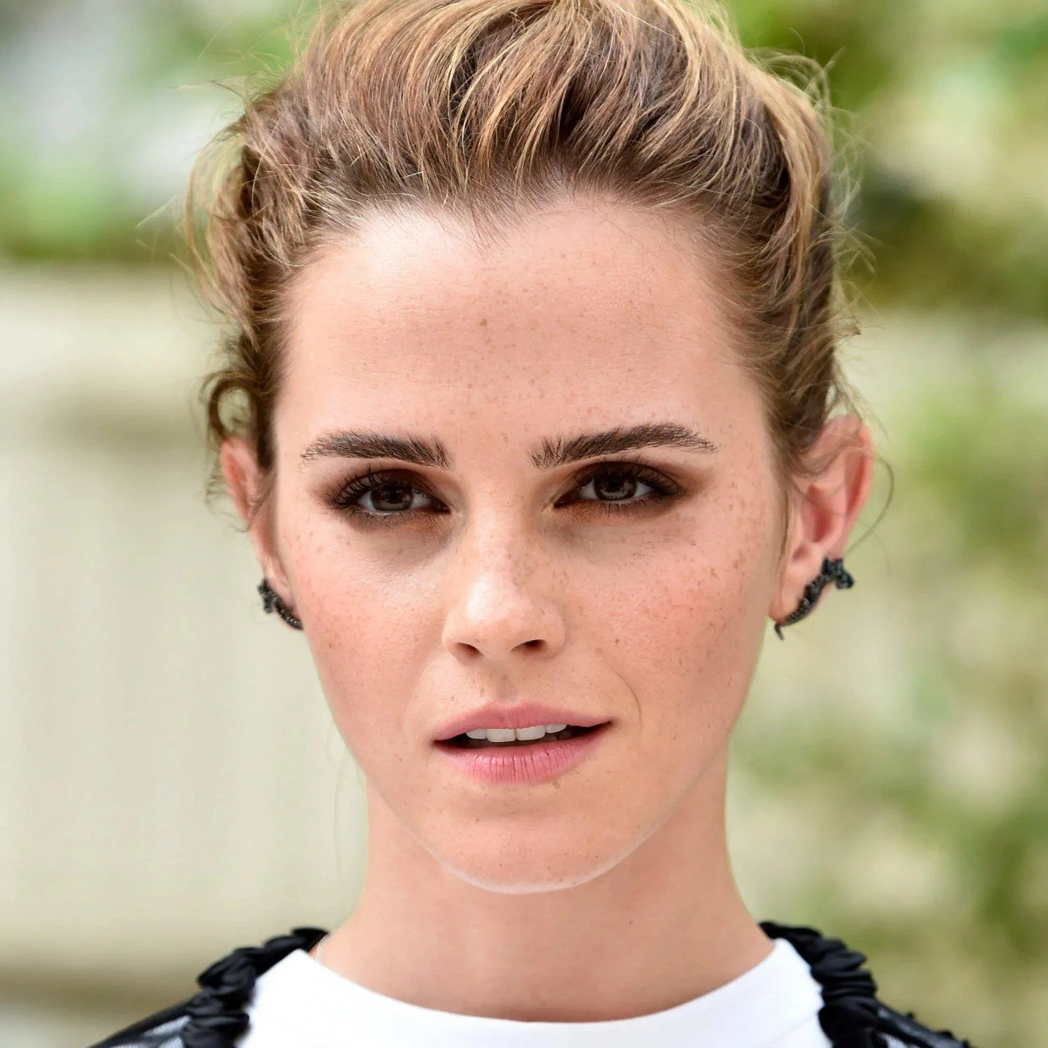 Time for an emmagasm. Emma Watson's eyes are so mesmerizing. Emma knows! image 4
