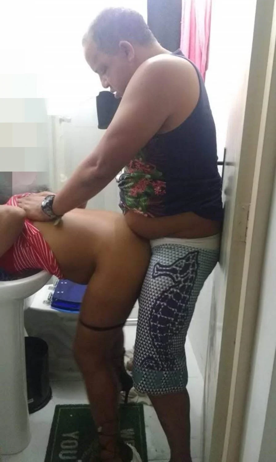 Tiozão dando um trato na patroa 💦💦💦 image 3