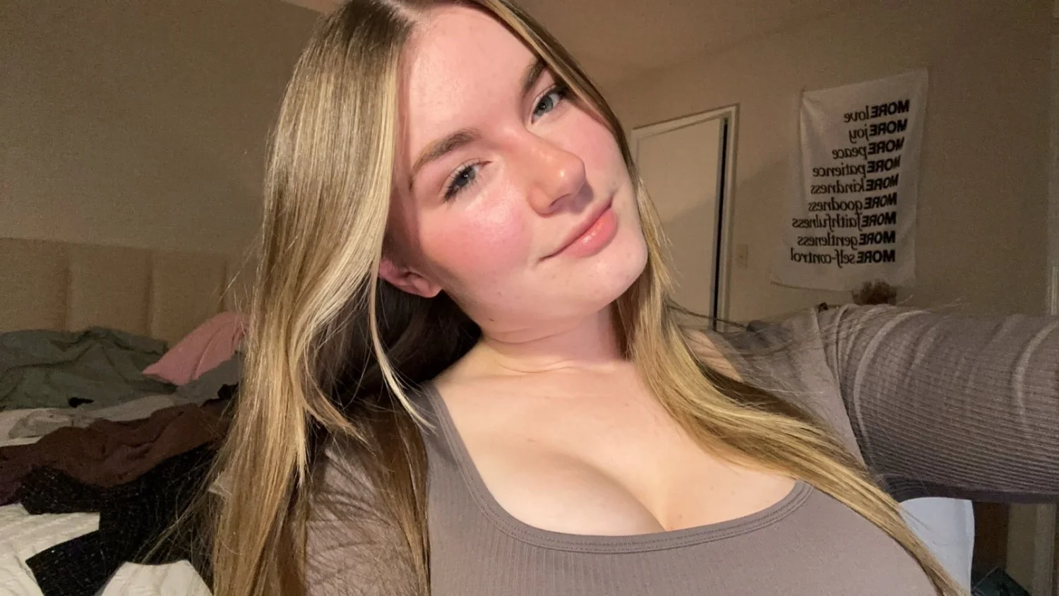 Sexy White Girl ; Wifey Material : Pt 1 image 13
