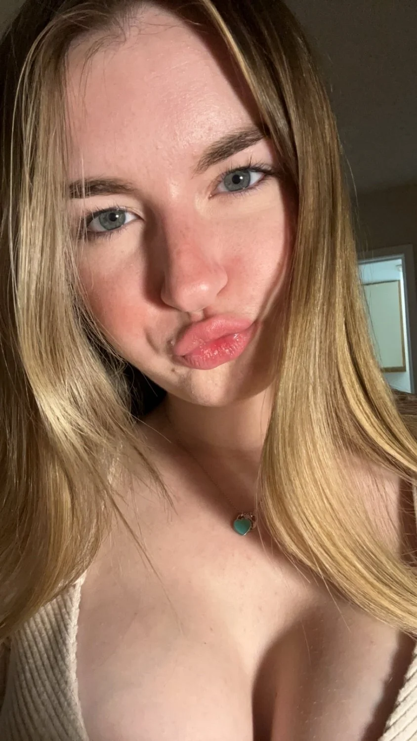 Sexy White Girl ; Wifey Material : Pt 1 image 16