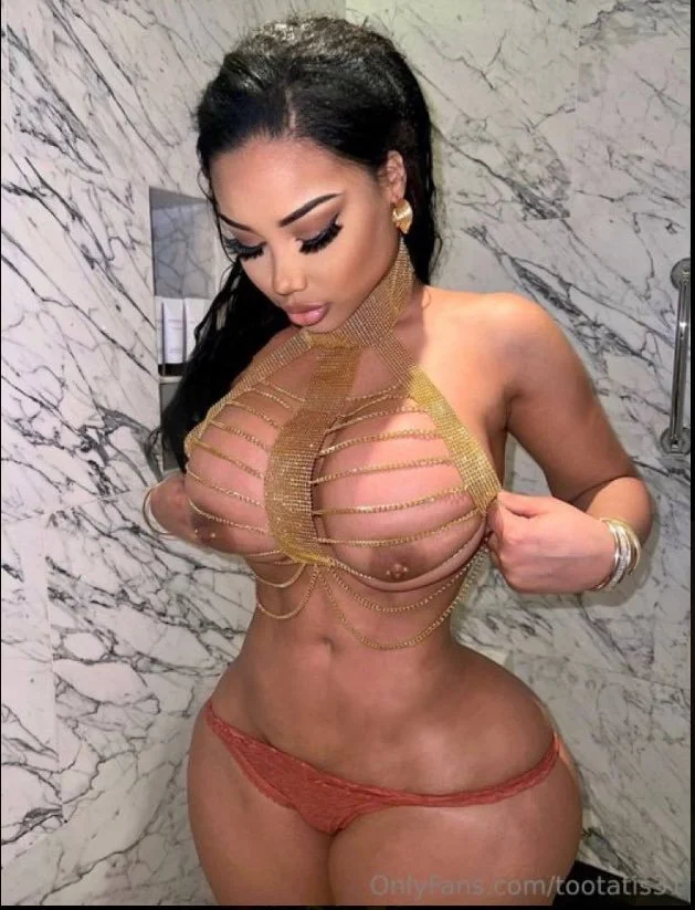 Gorgeous201 image 11