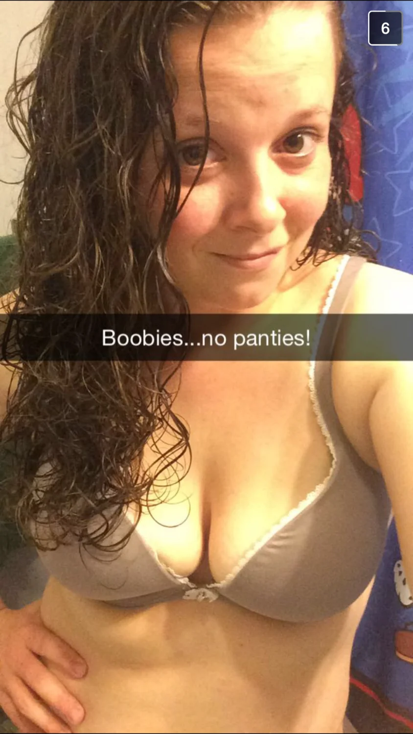 Early pic of my wife’s ass after shower main image