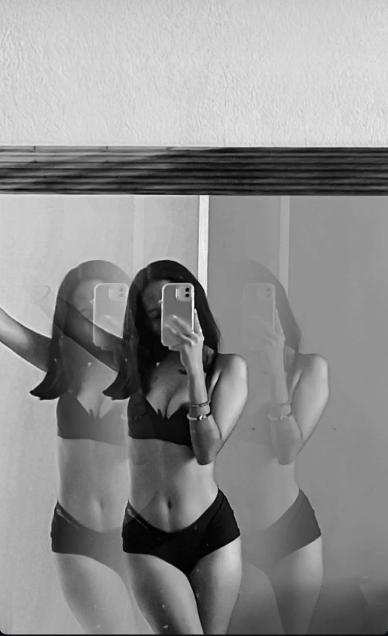 Flaquitas putas pt. 4 image 9