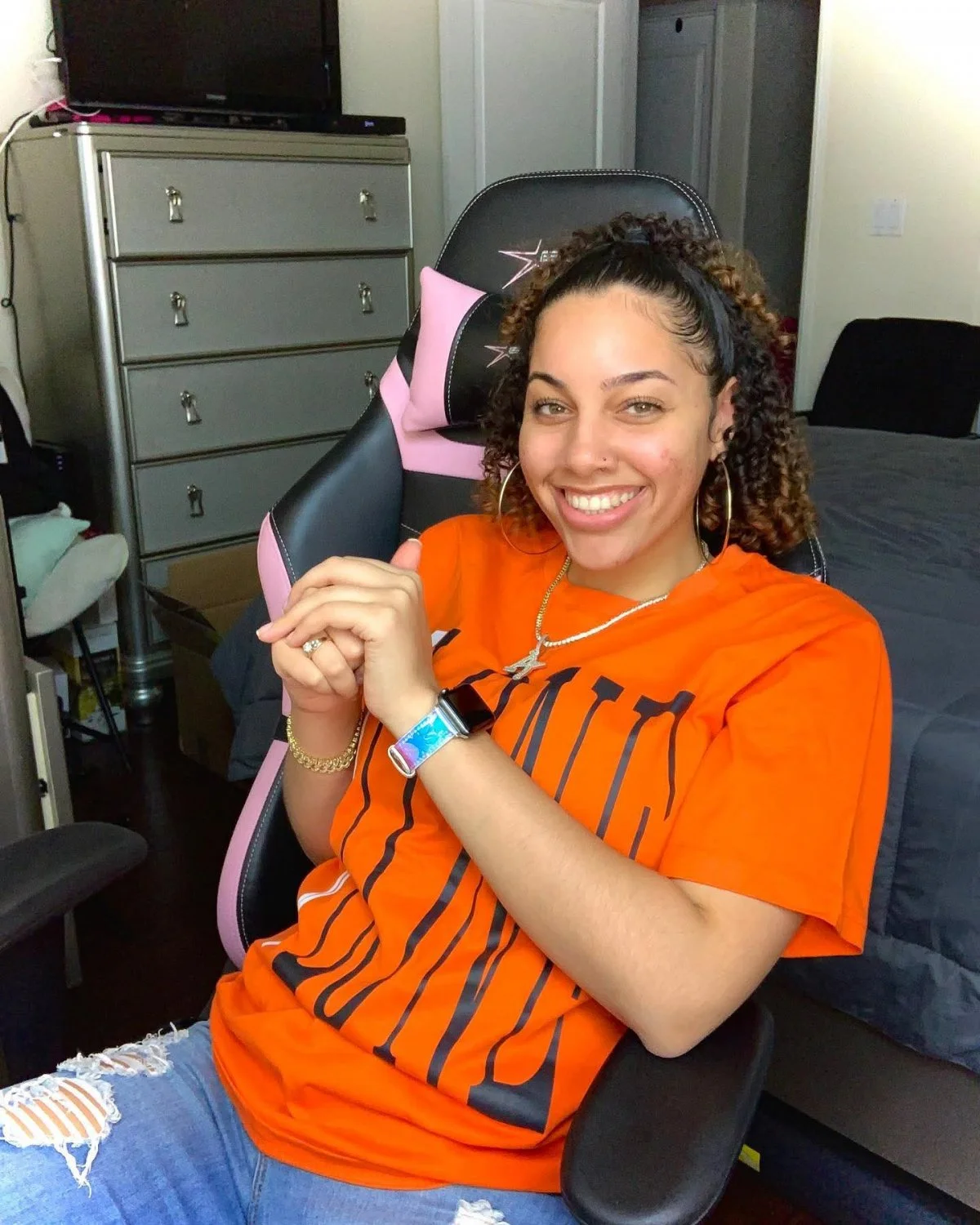 Pretty lightskin image 4