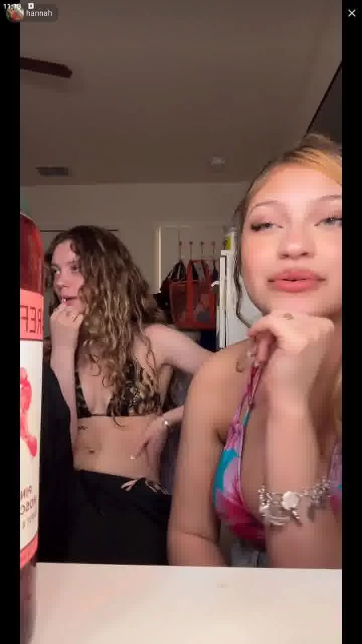 tiktok live h4nn4h and 8_r14n4 image 6