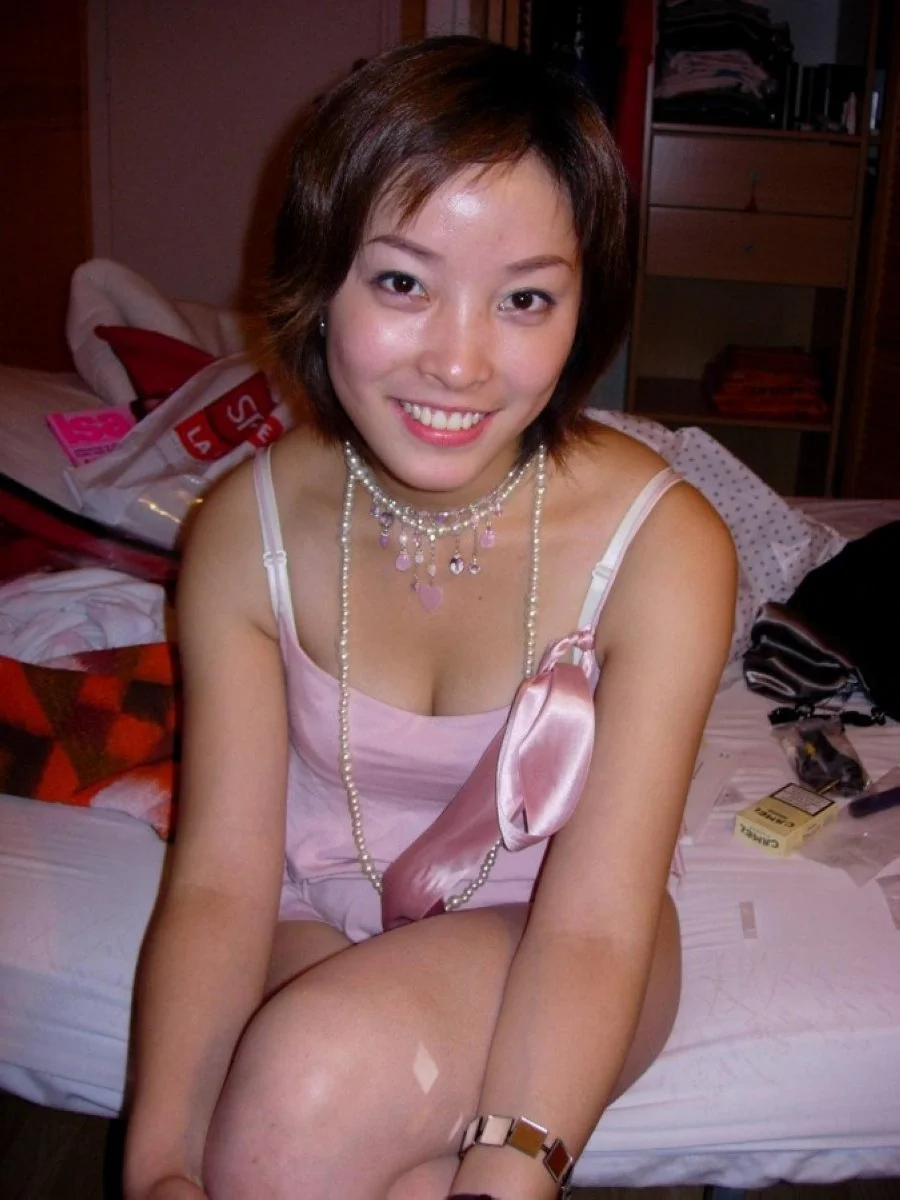 Chinese amateur milf 39 image 14