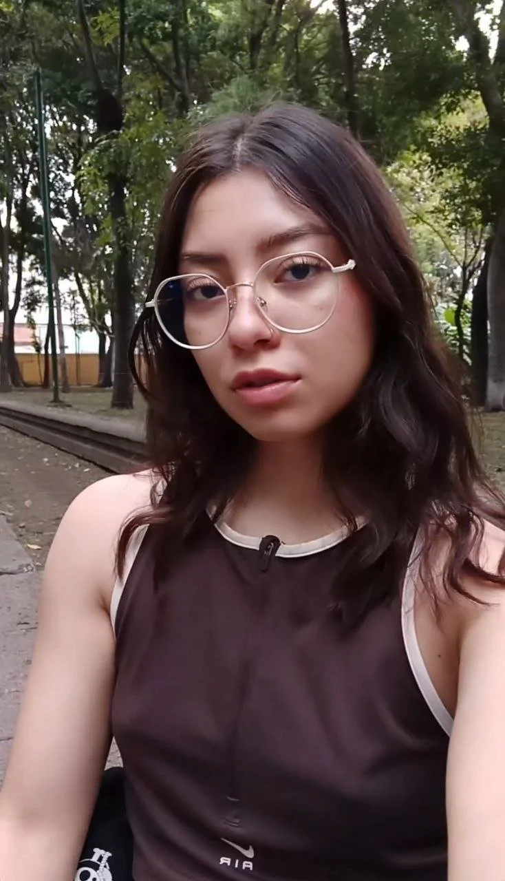 Linda putita de lentes😮‍💨 image 2