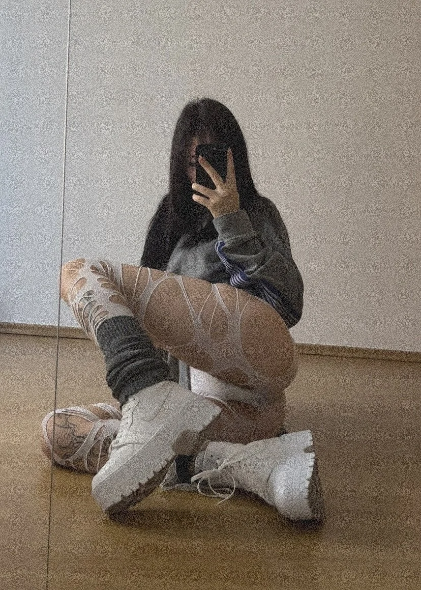 Amateur #1389 image 16