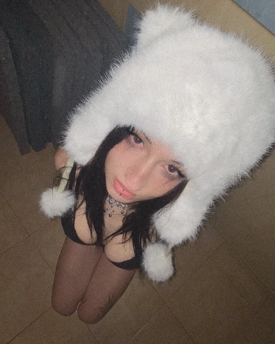 Amateur #1389 image 7