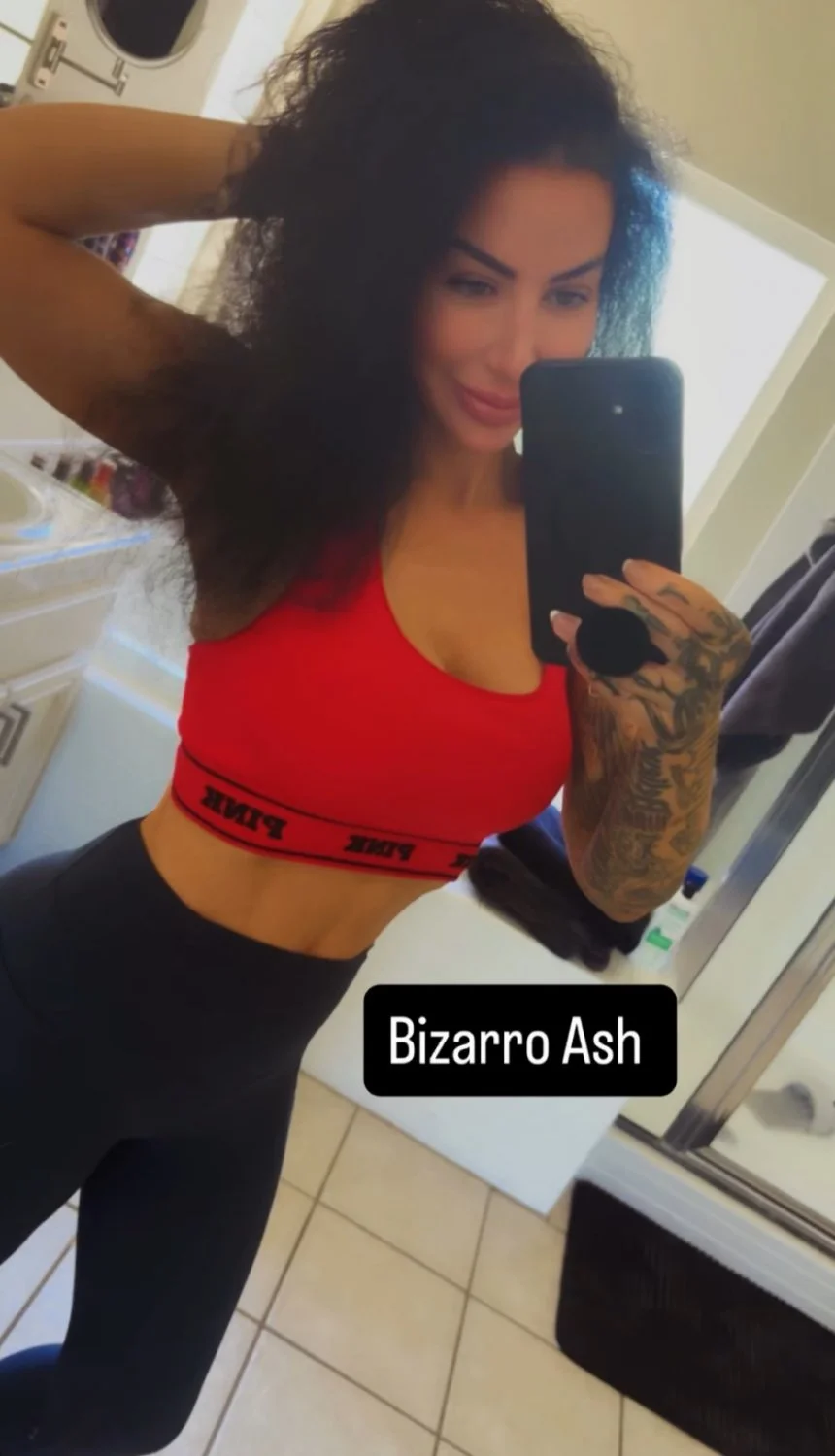 Ash Costello 12 image 4