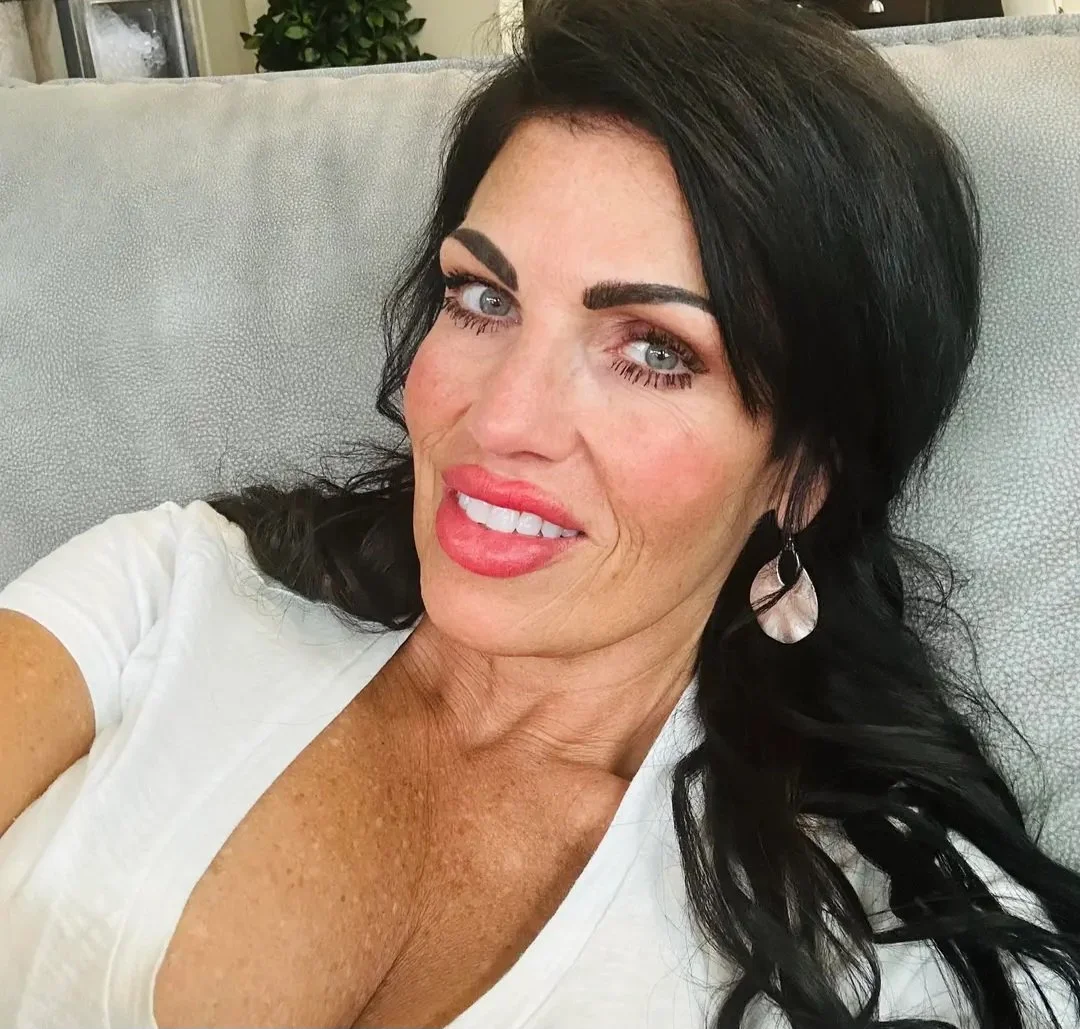 Older milf image 12