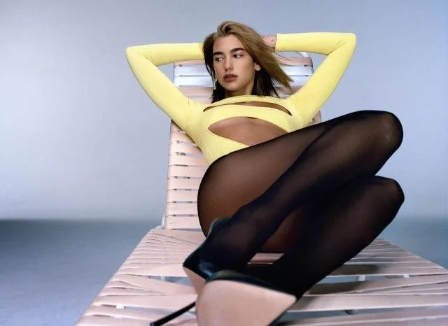DUA LIPA SEXY LEGS, HEELS & TIGHTS image 11