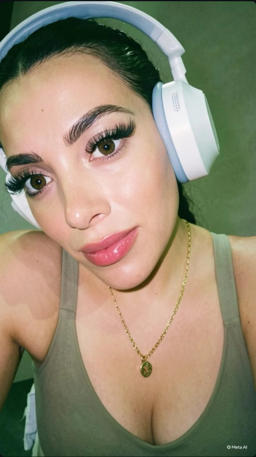 Milf Tania Robles main image