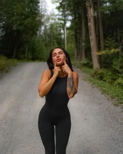 Sucking a dick in front of her friends cover image