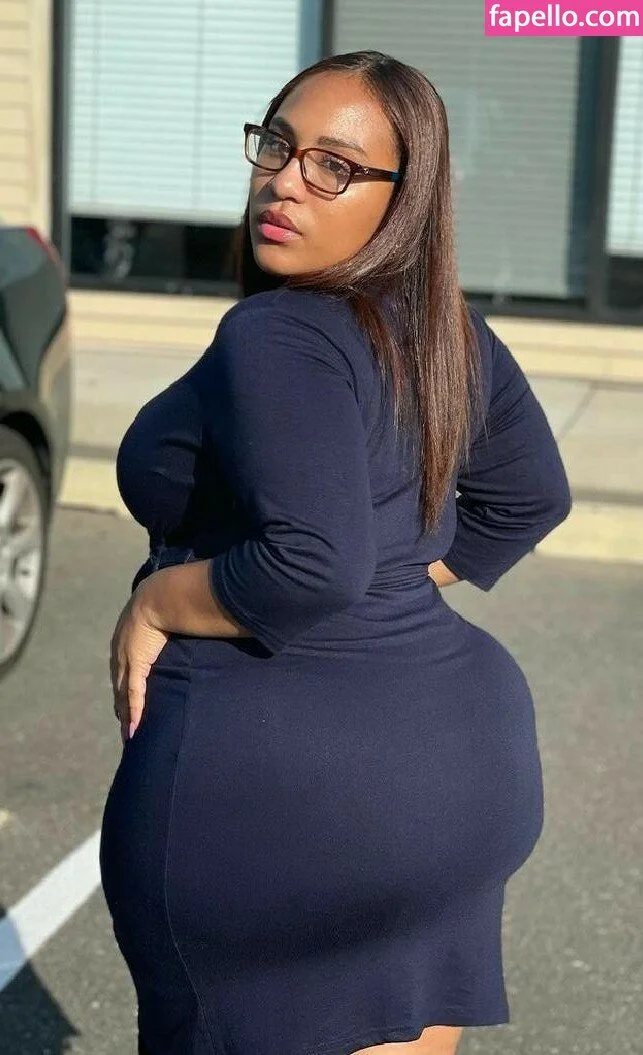 Th1cK sexY r3db0n3 wiT a BIG bo0tY !! image 13