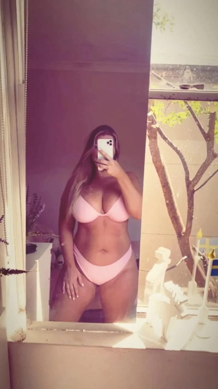 Exposed busty whore Casja image 19
