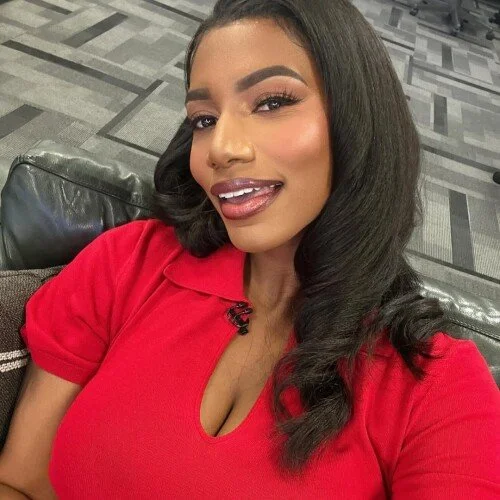The Most Sexst Journalist(Taylor Rooks) image 3