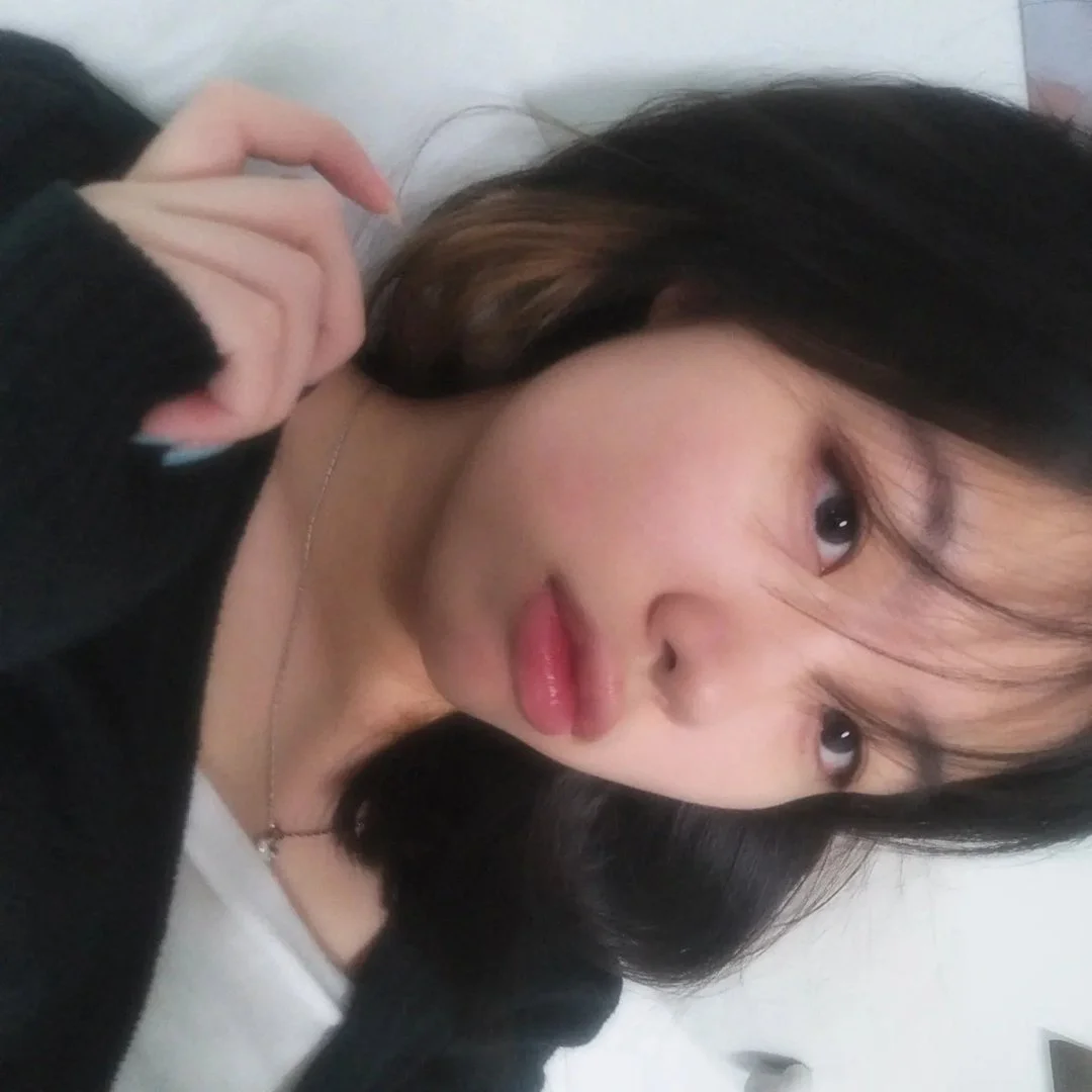 20yr old Lin image 10