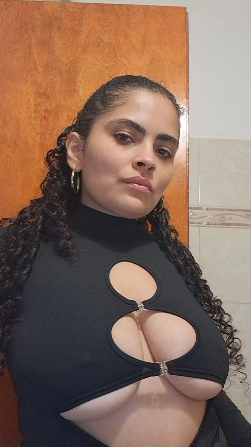 Madura Puta image 9