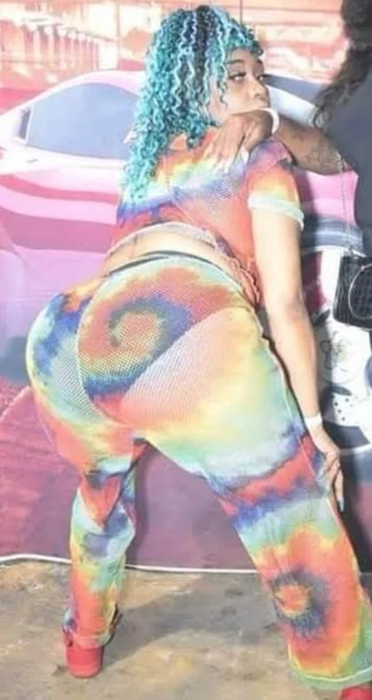 Corciette Wells big booty looks tasty @CorcietteWells main image