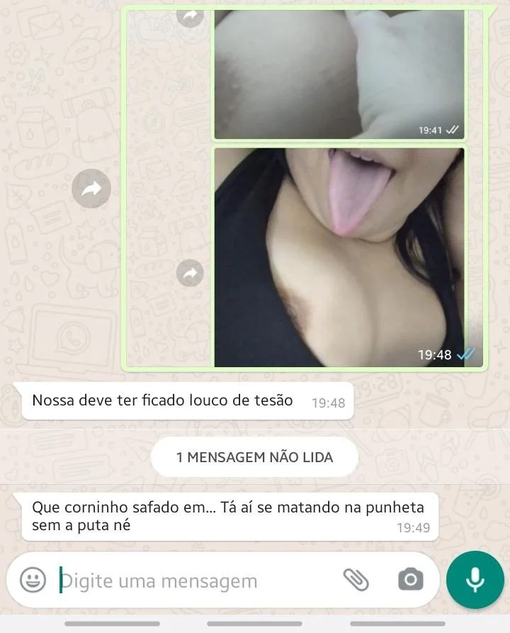 Corninho conversando e exibindo a putinha novinha no whatsapp image 2