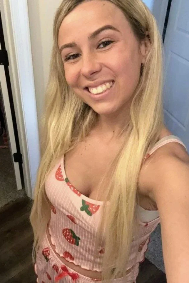 Hawk Tuah girl Hailey Welch-this southern nasty slut sucks a mean dick. Total cum dumpster. image 19