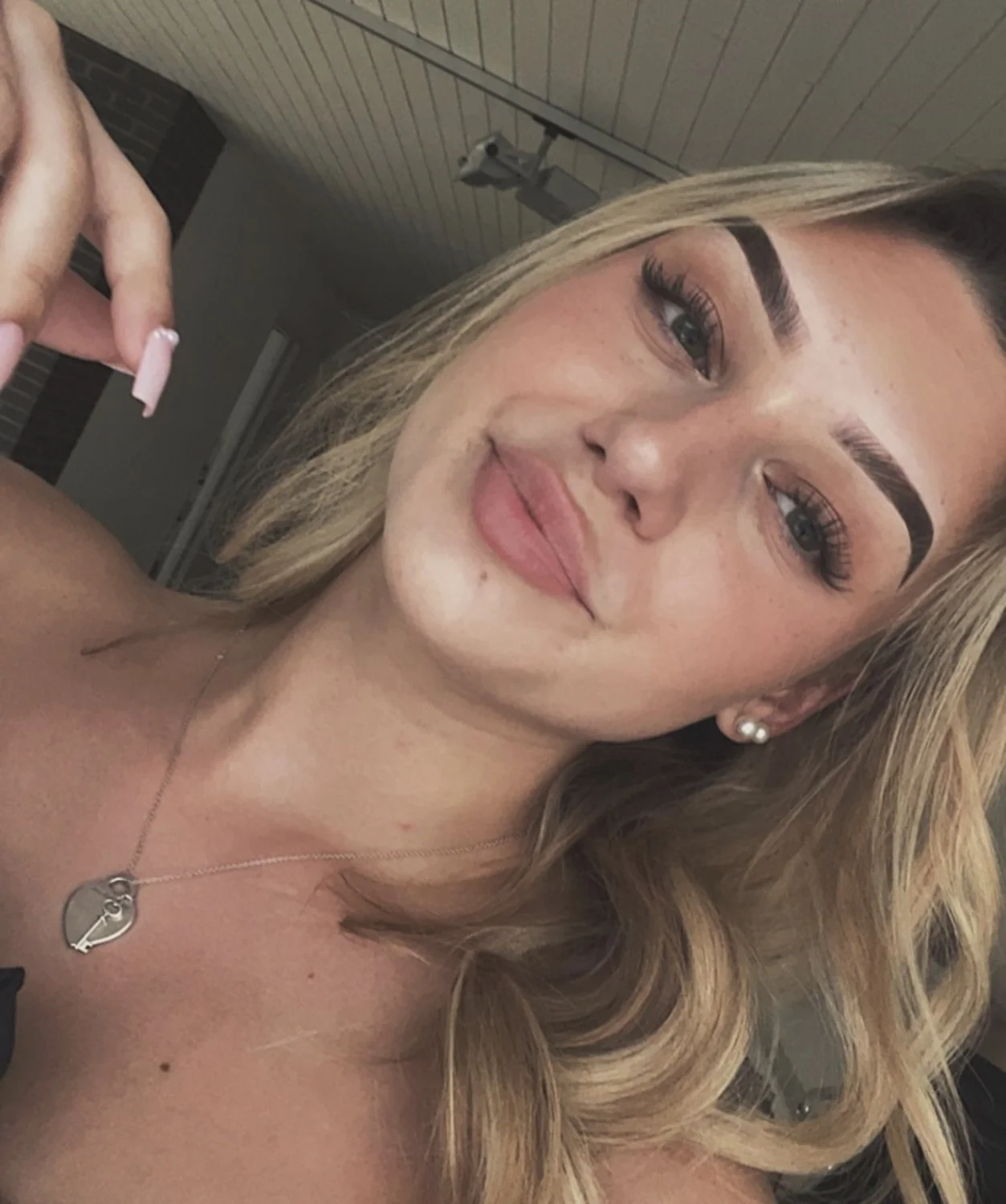Stunning German teen slut Antonia image 12