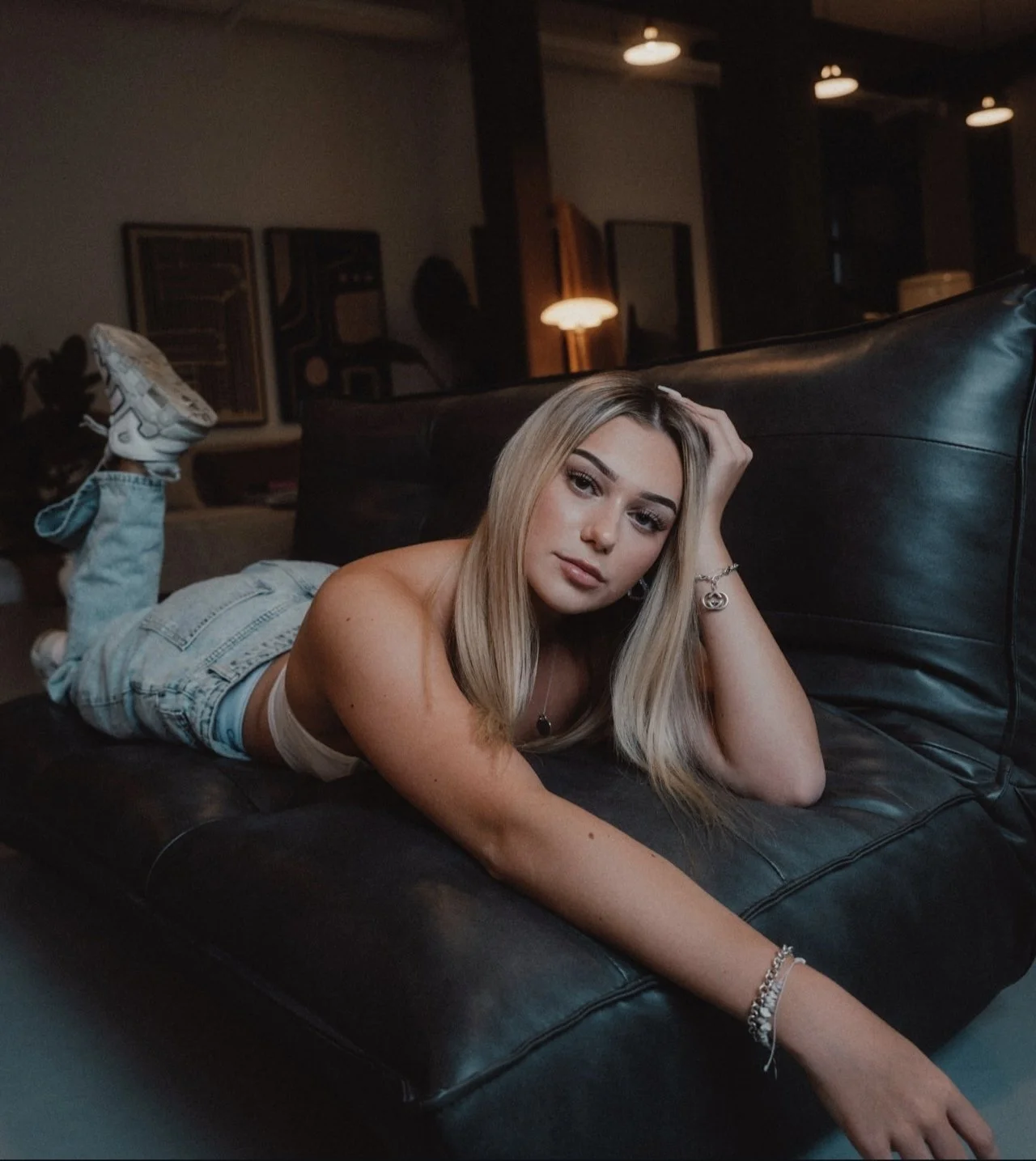 Stunning German teen slut Antonia image 20