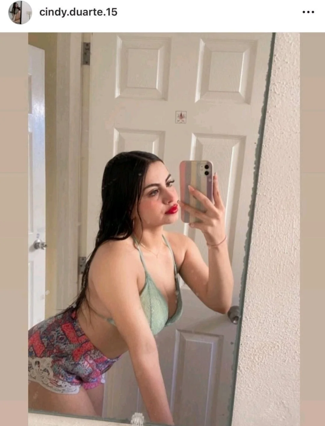 Blanquita filtrada chupando sus tetas image 9