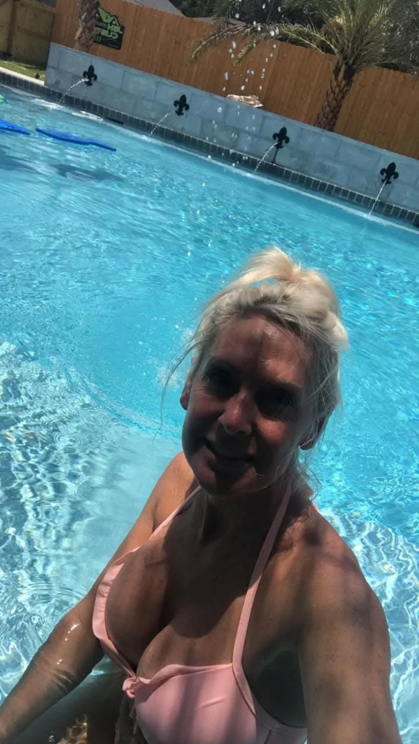 Sexy slut mother of Kristina image 3