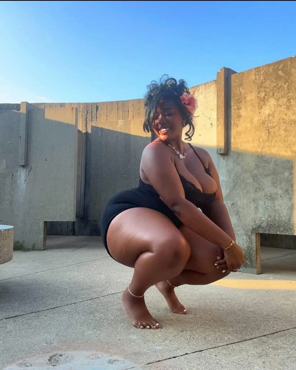 A big ass bitch image 12