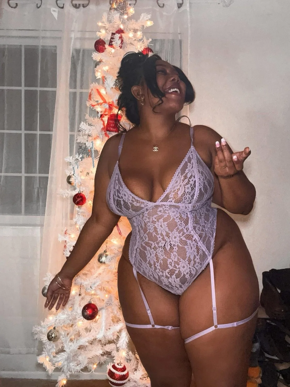 A big ass bitch image 5