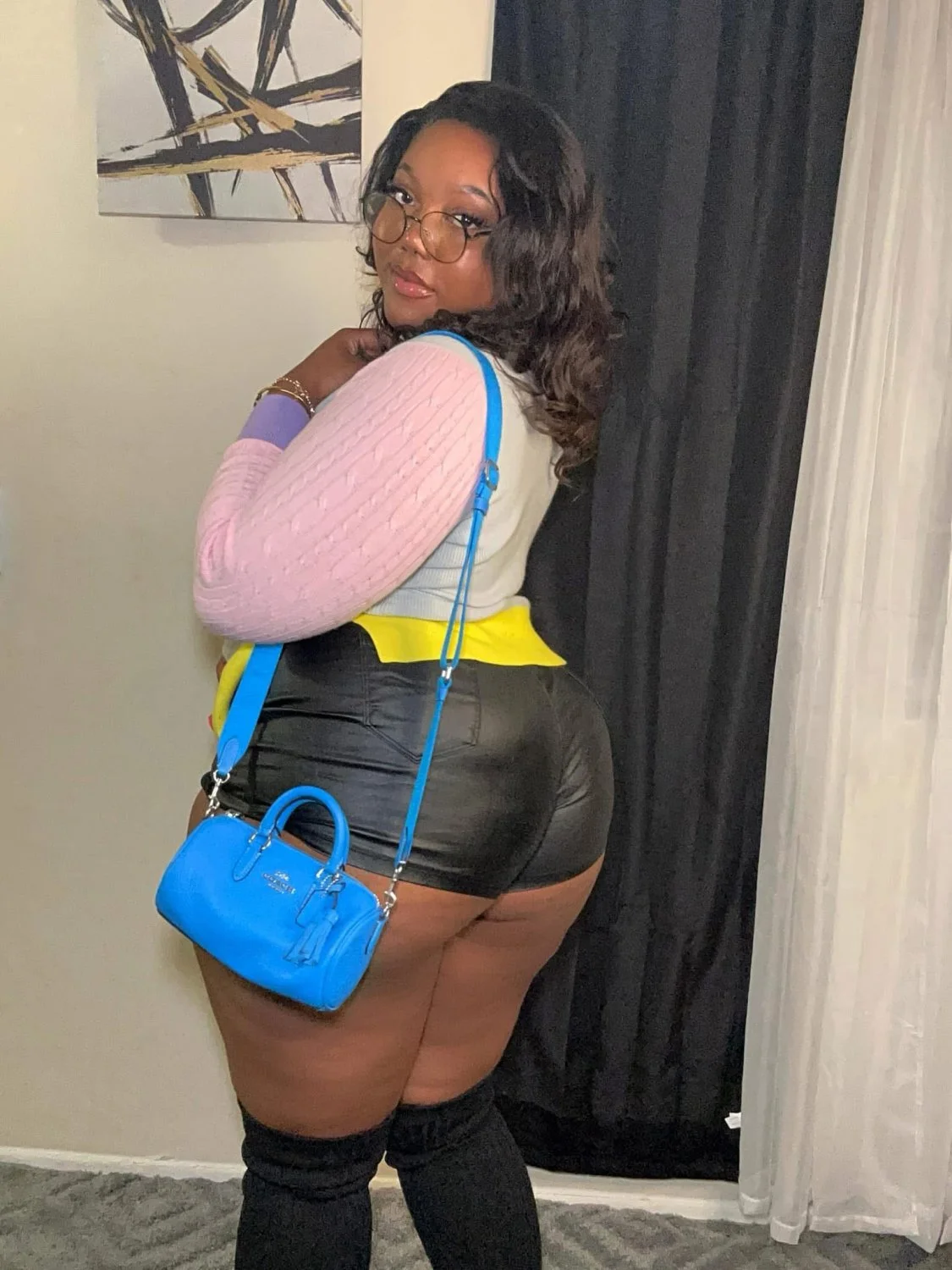 A big ass bitch image 8