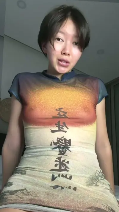 🔞 Wild hot sexy body nude squirting wet 💦🍑 Exclusive OF cover image