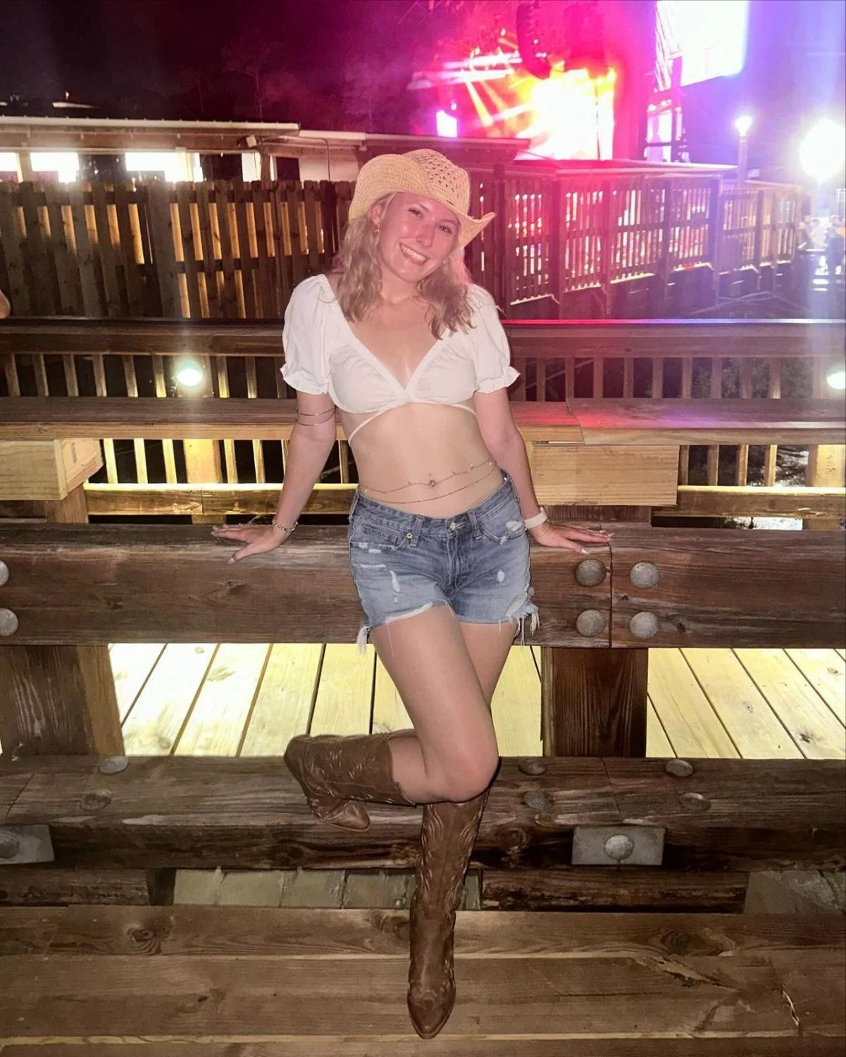 Sexy 21yo college teen Jill image 8