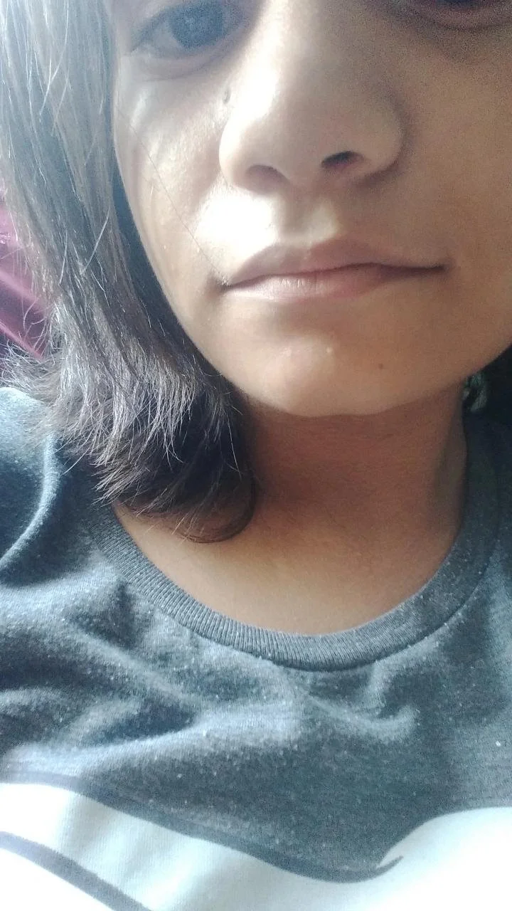 Novinha amadora de 19 aninhos virgem exibindo buceta e peitos grandes parte 3 image 4