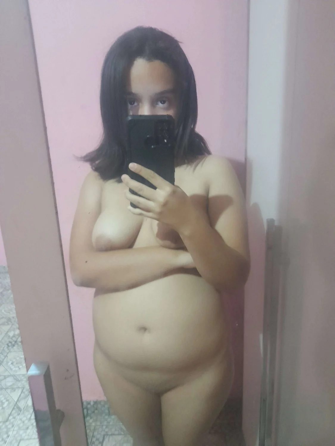 Novinha amadora de 19 aninhos virgem exibindo buceta e peitos grandes parte 3 image 5