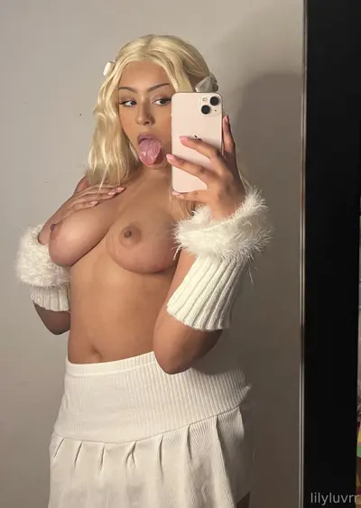 Nice tits cover image