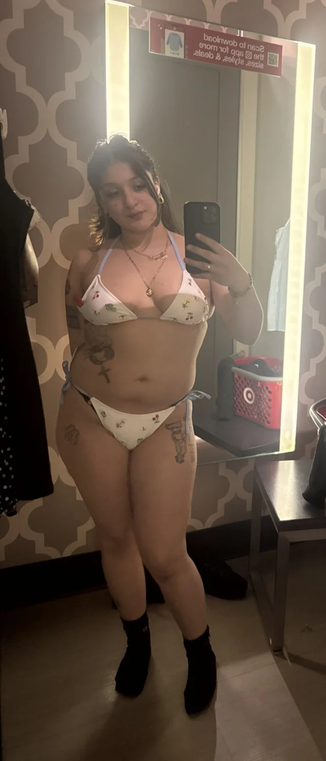 Chicago latina image 6