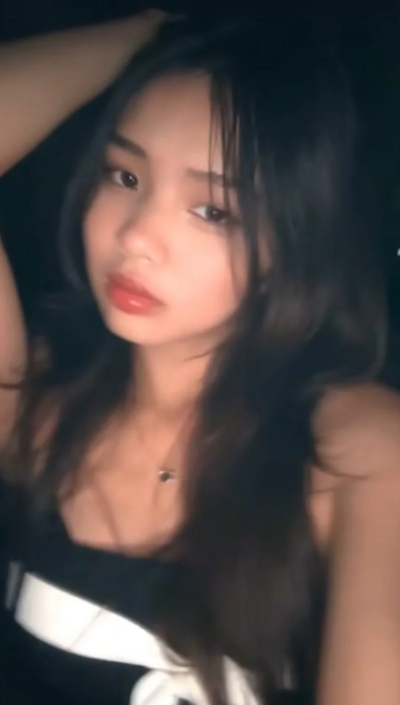 Asian Teen Bop Mae image 4