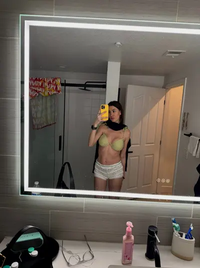 Babe I know I got your attention cover image