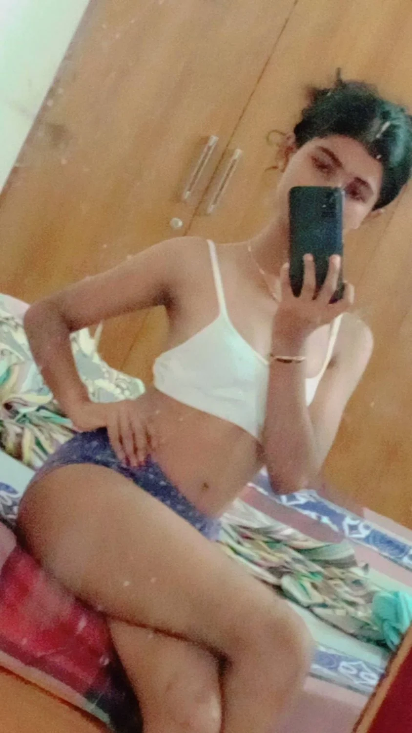 479 - Cute South Indian girl nudes image 4
