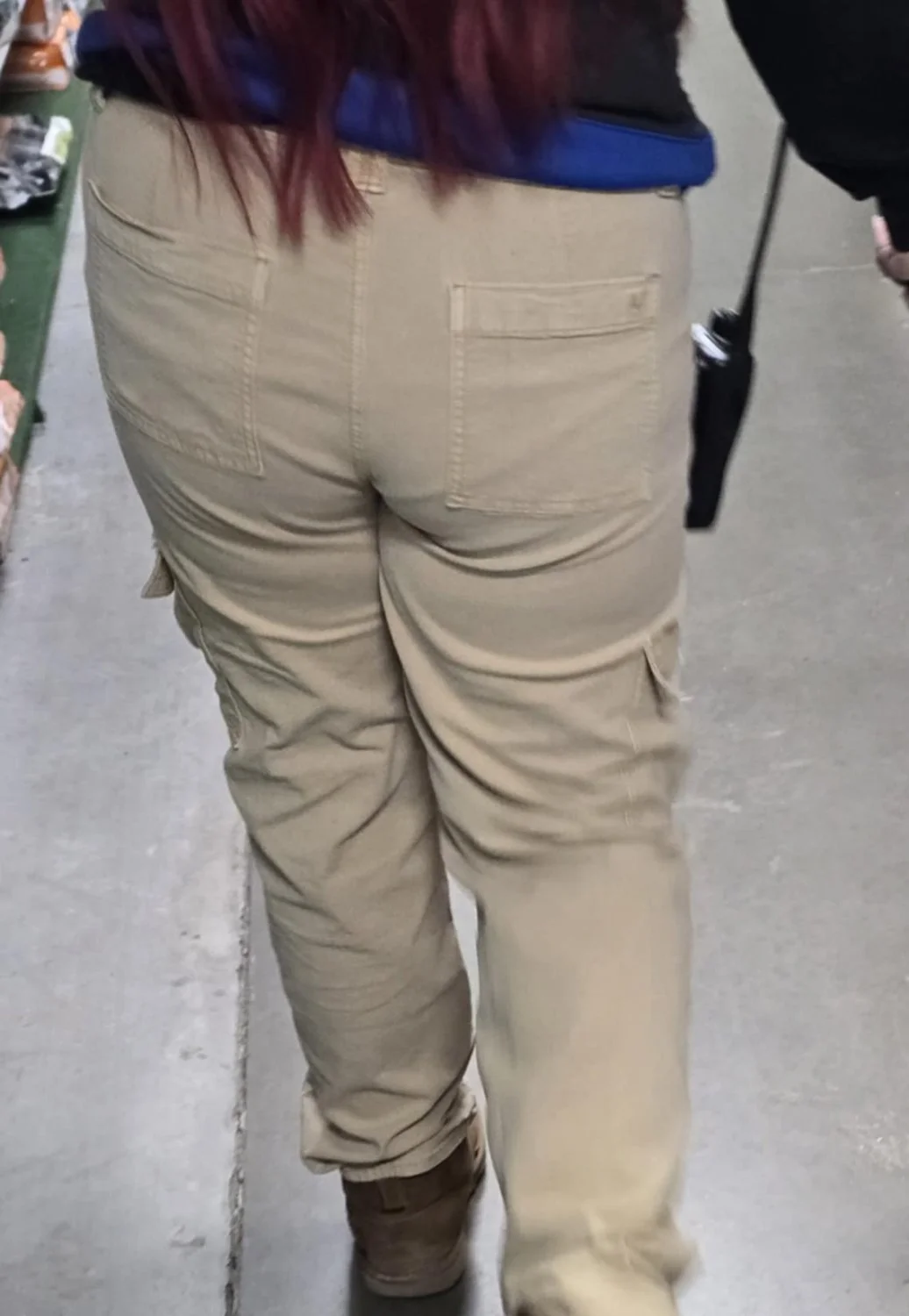 showing my coworkers ass image 4