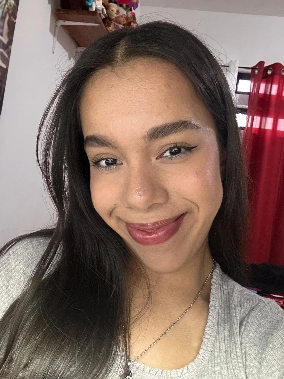 ¿Alguna chica, chico o trans que se enamore y fantasee rico, erótico y sexy con mi novia? image 2
