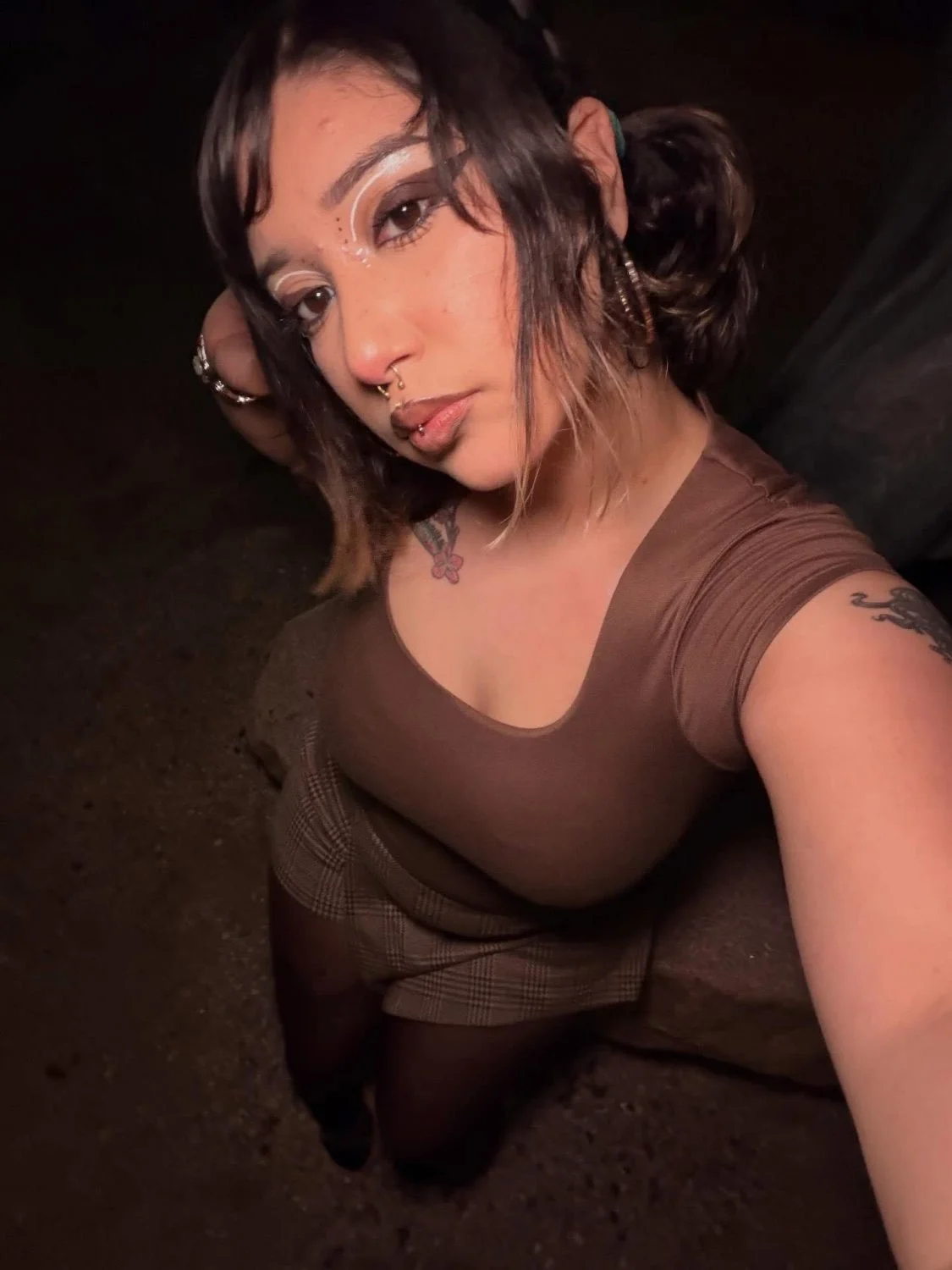 submitted goth latina hoe, hmu image 6